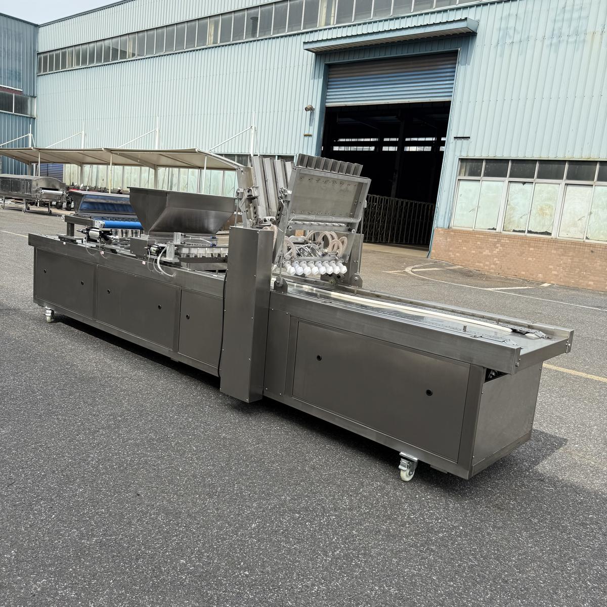 Automatic Cake Core Injection & Filling Machine view 3