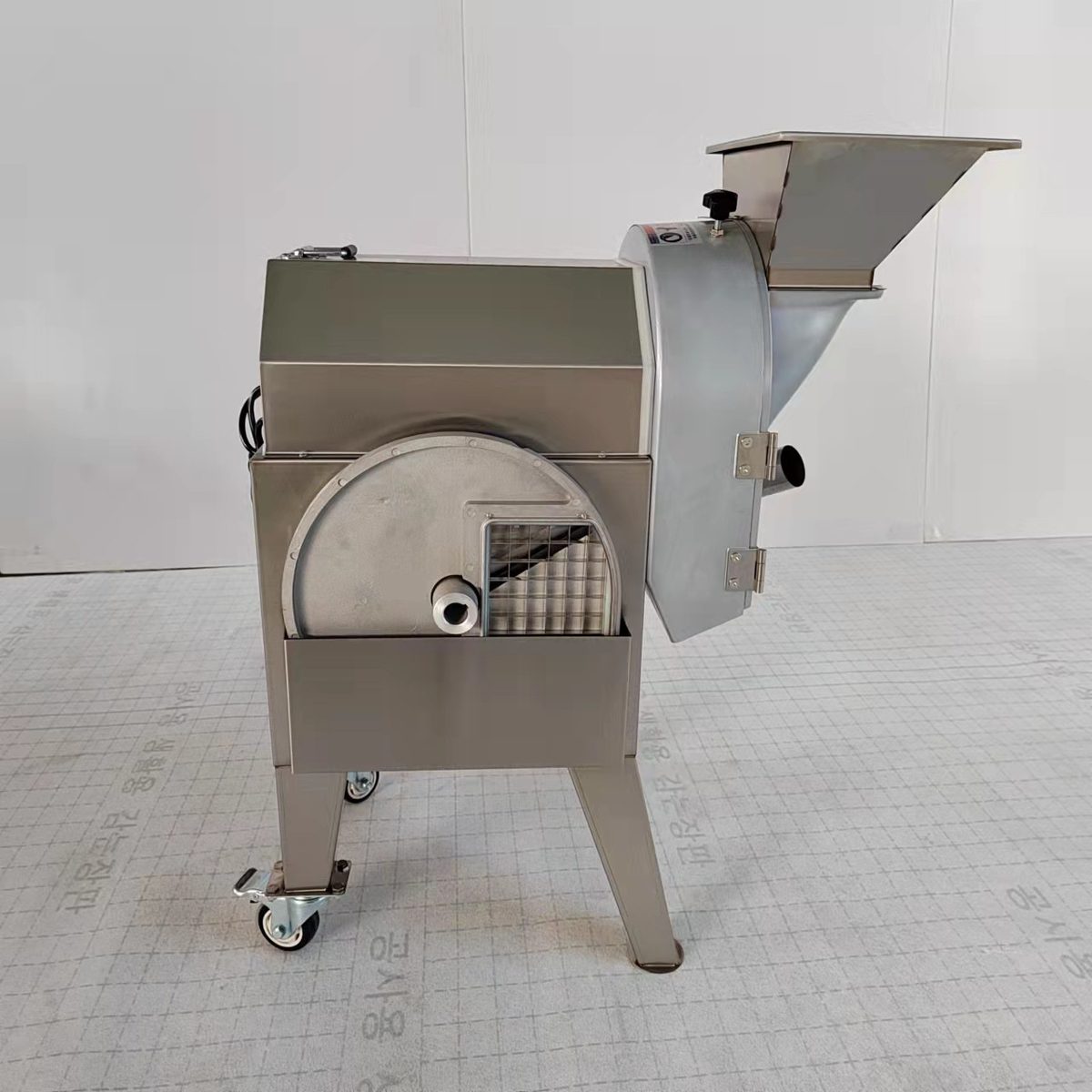 Fruit & Vegetable Cutting and Dicing Line